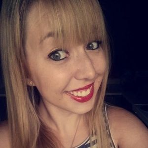 Meet your Posher, Rebekah